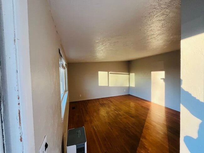 Photo - 5760 S 2700 W Unidad 5760