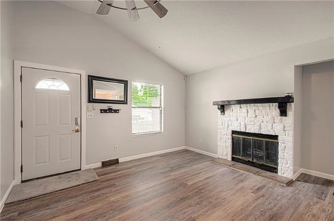 Photo - 9009 E 85th Terrace