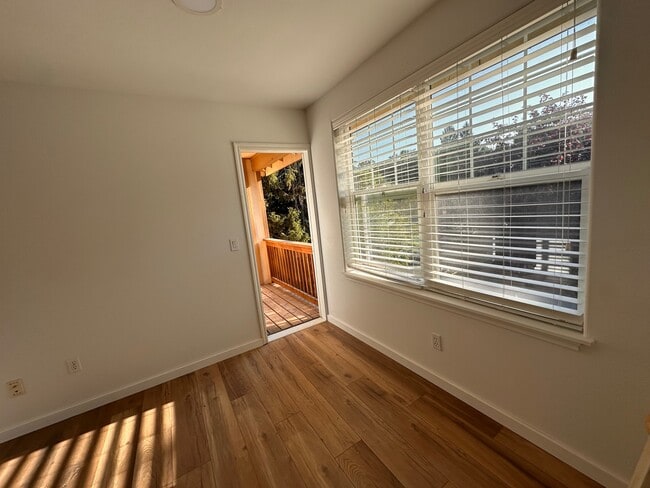 Photo - 6368 23rd Ave SW