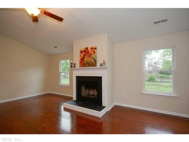 Photo - 5212 Kennebeck Ave