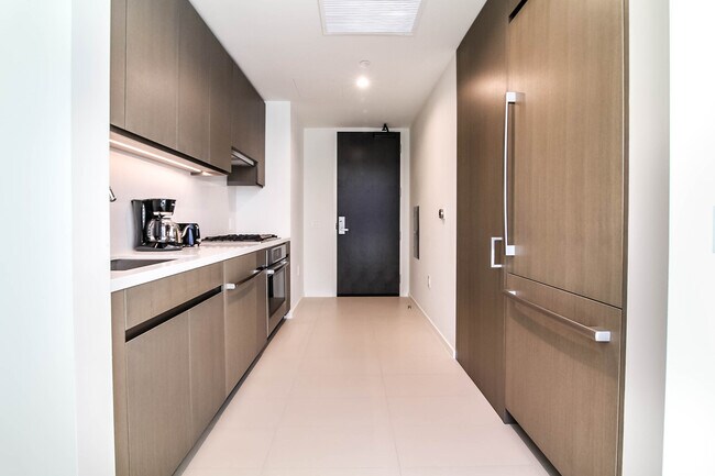 Photo - 889 Francisco St Unit 905