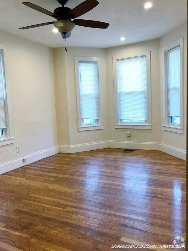 Building Photo - 108 Hyde Park Ave Rental