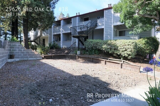 Building Photo - 29626 Red Oak Ct Unit #18