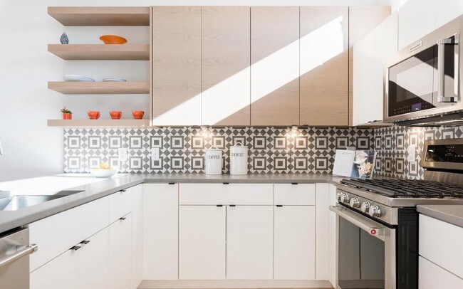 Photo - 30 Florida Ave NW Unit 4