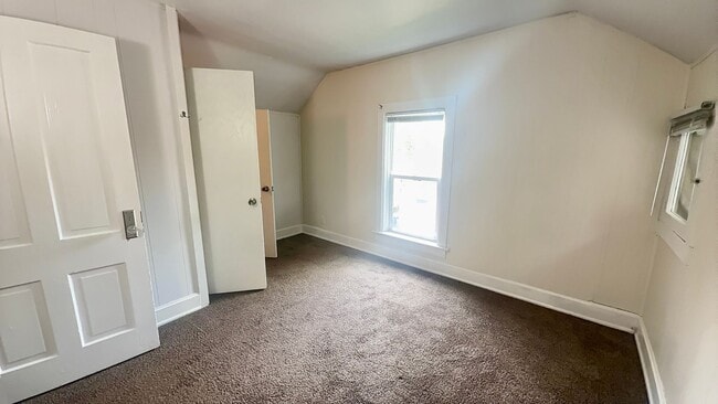 Photo - 1222 Prospect Ave Unit Upper