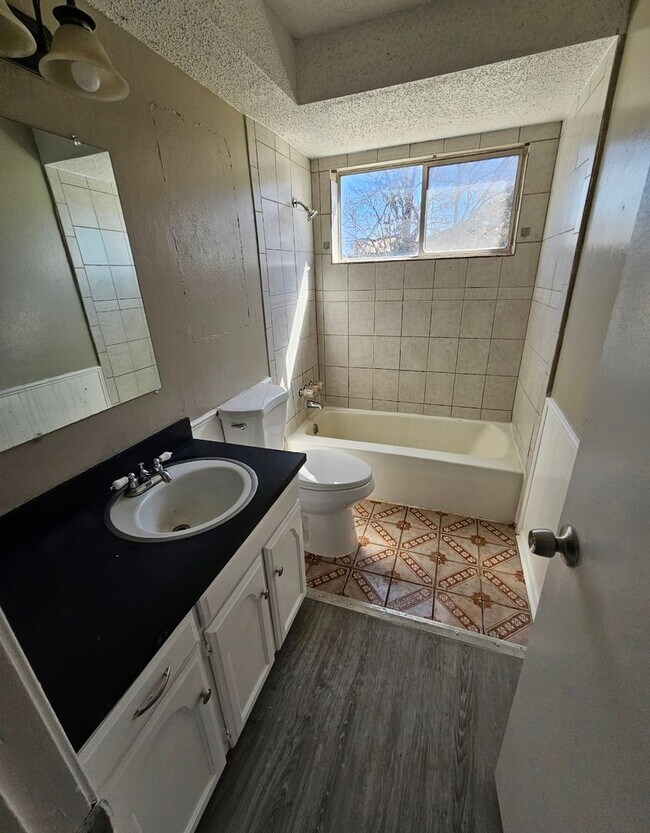 3448 Parker Dr