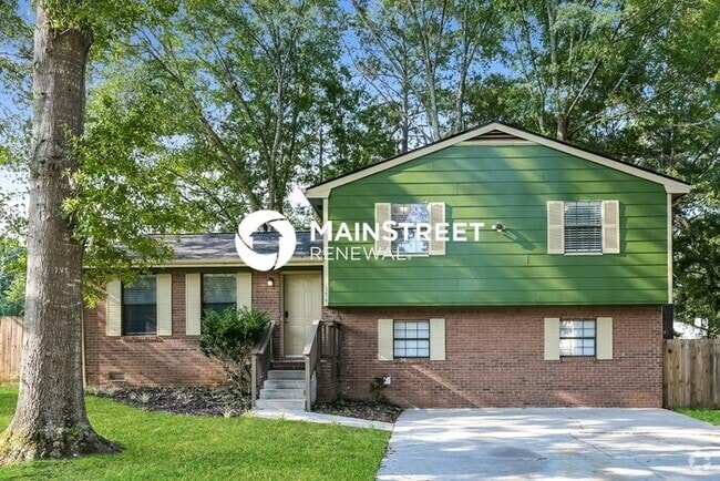 Building Photo - 3 Bedroom Pet-Friendly Home in RIVERDALE, ...