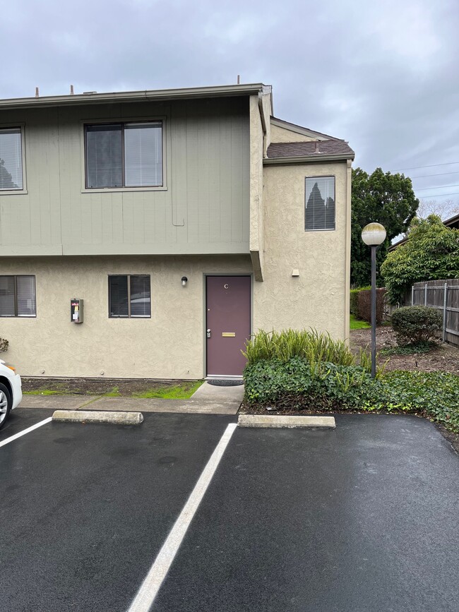 Photo - 3140 Alicita Ct Apartments Unit C
