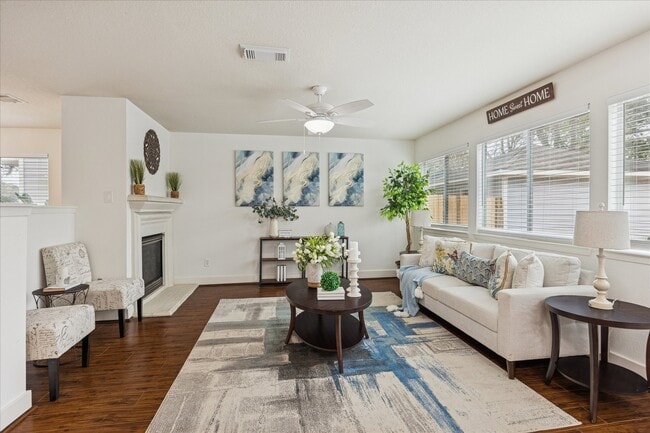 Building Photo - 10727 Cobblecreek Way