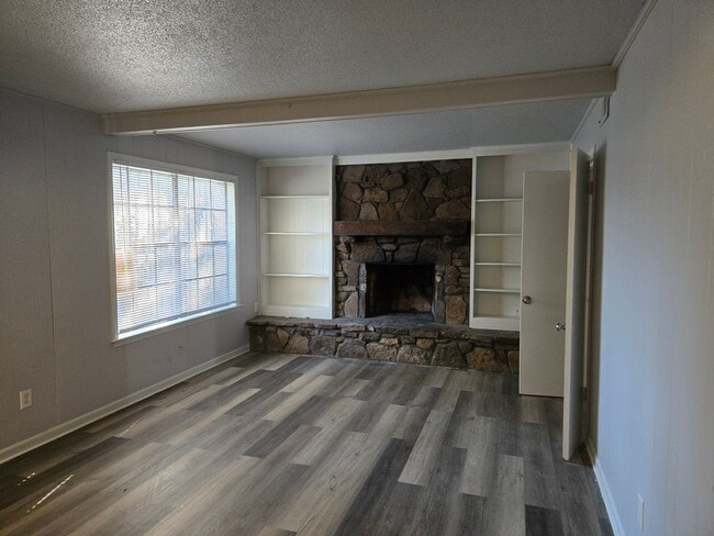 Photo - Beautiful Townhome Ready for Immediate Move In