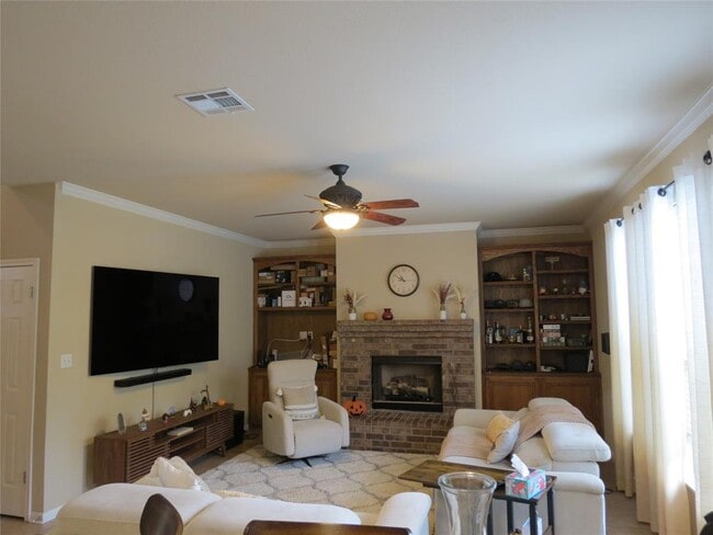 Photo - 402 Las Colinas Dr