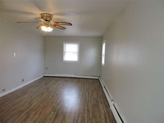 Photo - 18 Leach St Apartment