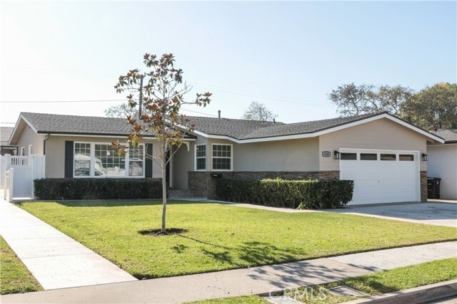 Building Photo - 150 Orangewood Ln