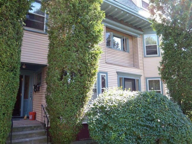 Photo - 79 College Ave Unit 2