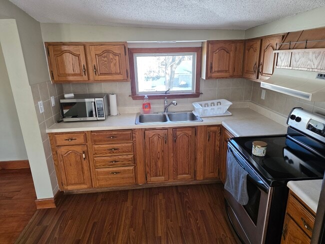 Photo - 1104 Tacoma St Unit 2