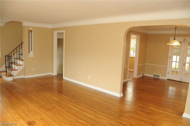 Building Photo - 1158 Castleton Rd