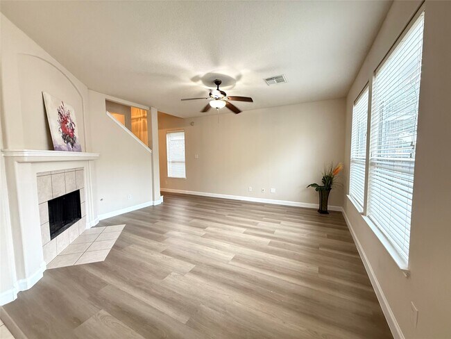 Photo - 26430 Richwood Oaks Dr