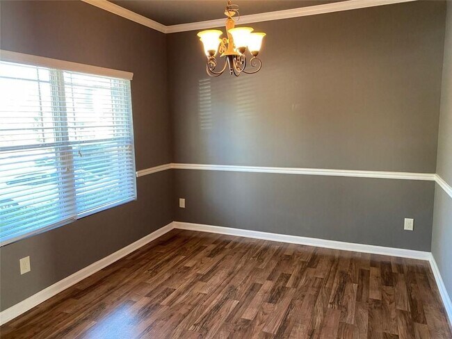 Photo - 2392 Newbury Oaks Ct