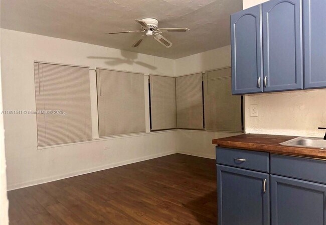Photo - 1555 Pennsylvania Ave Unit 102