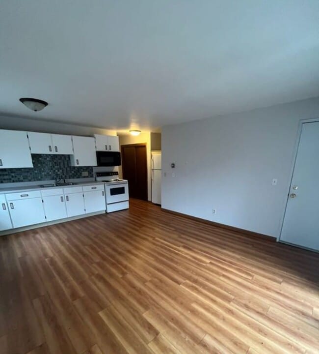 Photo - 708 W Lincoln Ave Unit #3
