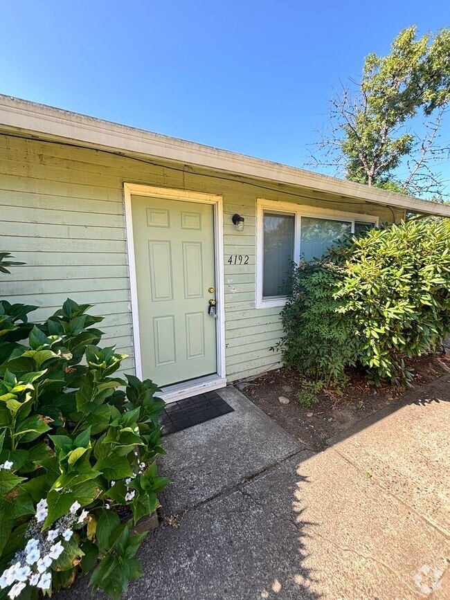 Building Photo - HOLM-4192SW17 Unit 1 Rental