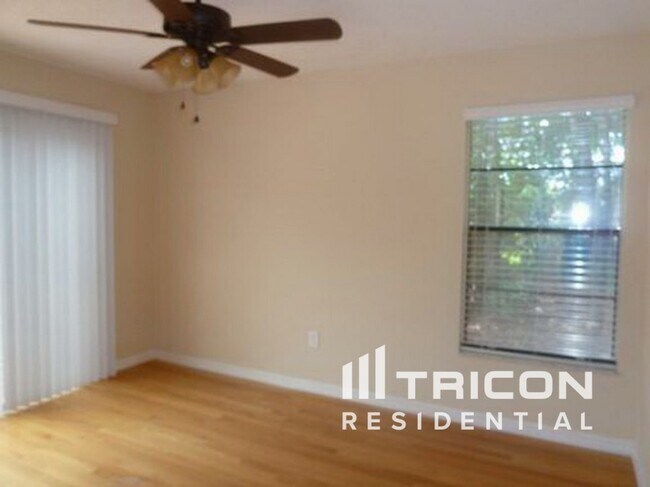 Photo - 3014 Curry Woods Dr