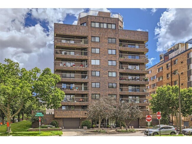 Building Photo - 2885 Knox Ave S Rental