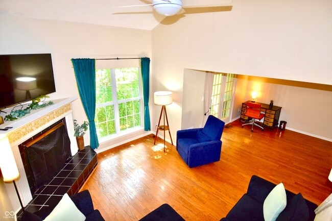 Photo - 1111 Island Woods Dr