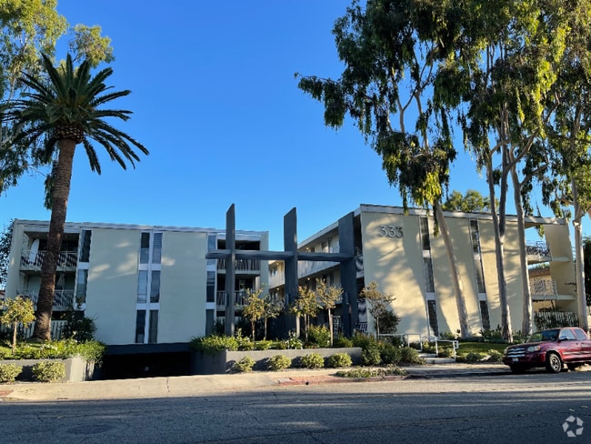 Building Photo - 333 W California Blvd Unit 203 Rental