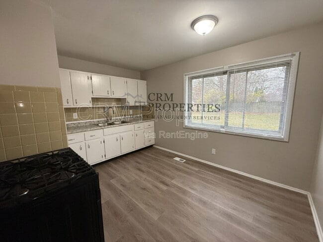 Photo - 3156 Dequincy St