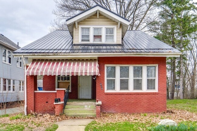 Building Photo - 614 Madison Ave Unit #2