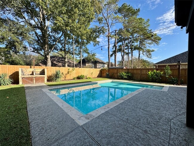 Building Photo - 21418 Park Post Ln