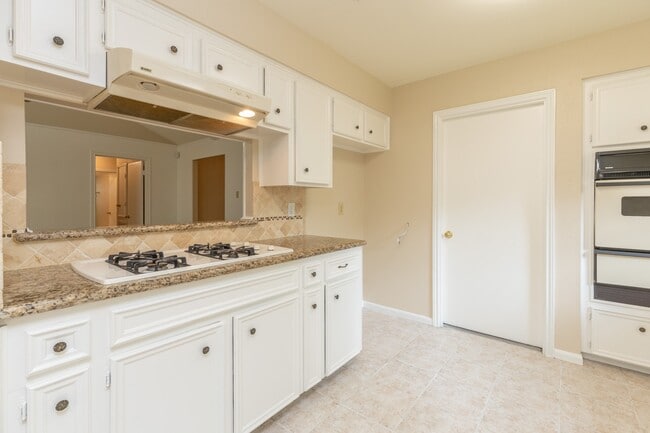 Photo - 2623 Longleaf Pines Ln