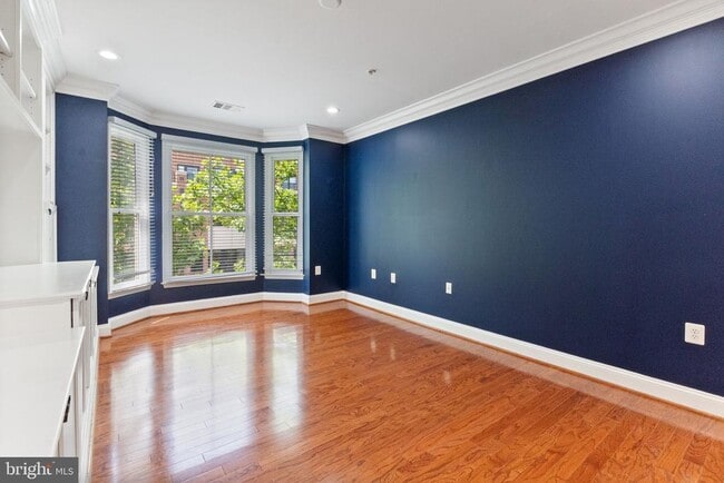 Photo - 1115 Cameron St Unit 311