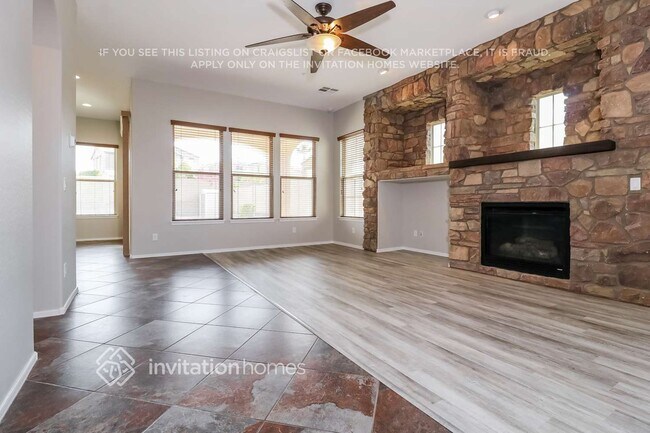 Photo - 13373 S 186th Dr