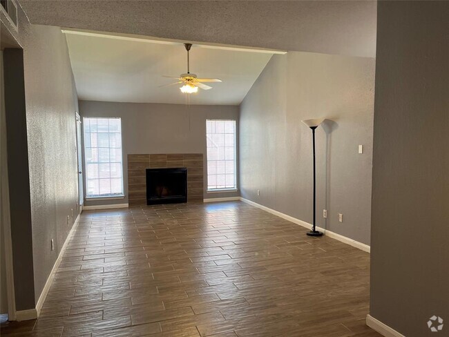 Building Photo - 12500 Sandpiper Dr Unit 54 Rental