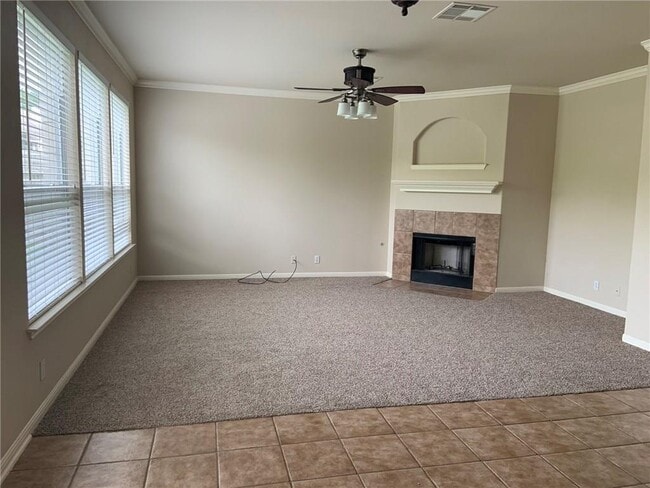 Photo - 3807 Links Ln