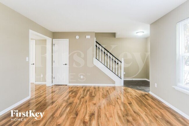 Photo - 7156 Bracken Ln