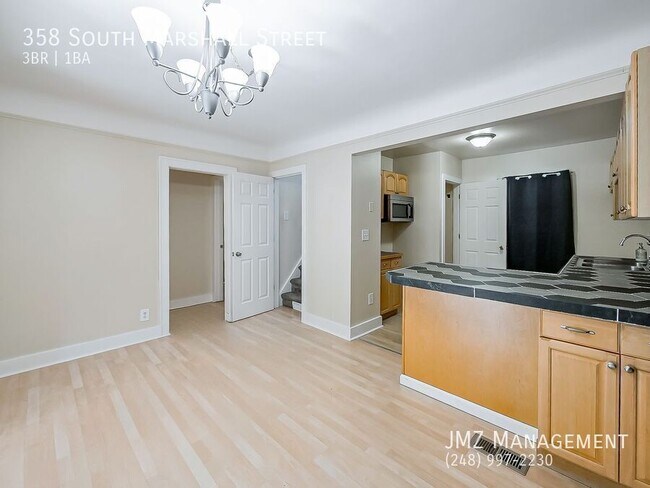 Photo - 358 S Marshall St