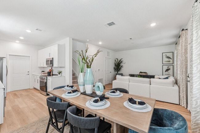 Hamlet Avalon Park - Homes and Townhomes For Rent