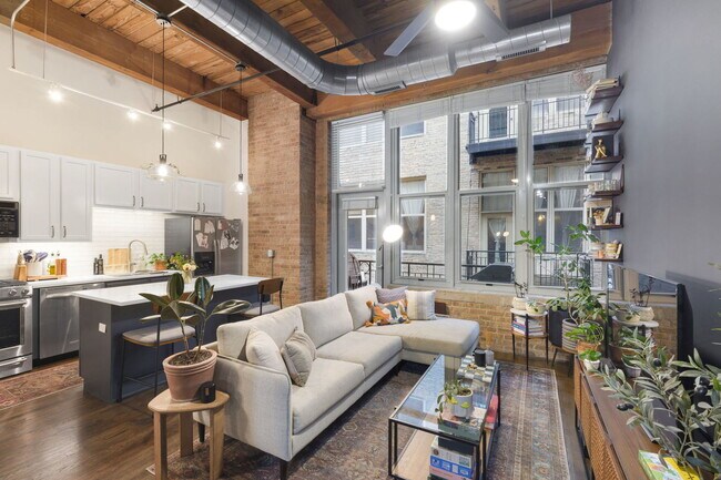 Photo - 1500 W Monroe St Unit 408