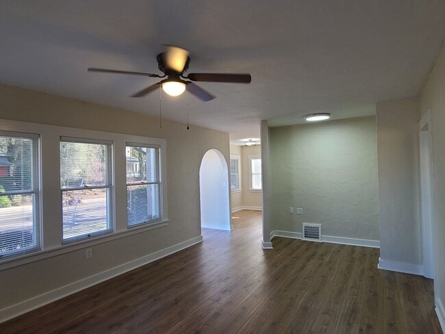 Photo - Action Properties R.E.S. Inc offering Central Roseville 2 Bed, 1bath  Carport Parking, Large yard...