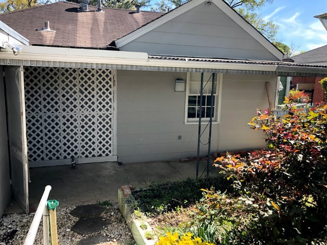 Photo - 2807 Mallory St