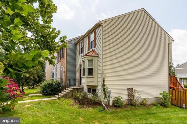 Photo - 46 Running Brooke Dr