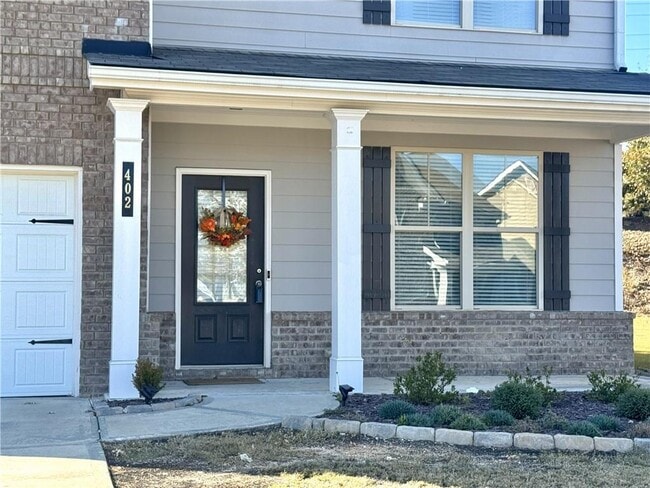 Photo - 402 Hinton Farm Wy.