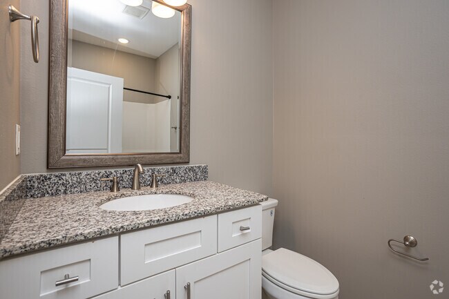 3BR, 2BA - 1,214SF