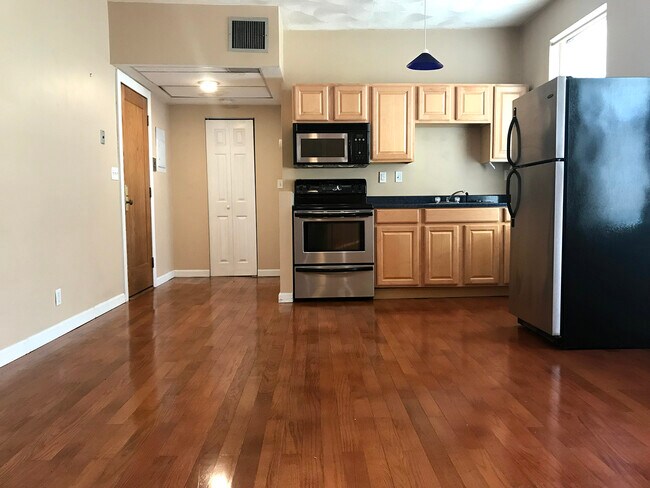 Photo - 1411 Commonwealth Ave Unit 504