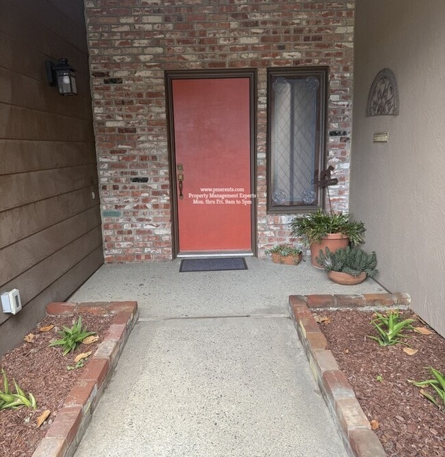 Photo - 6324 Savannah Pl