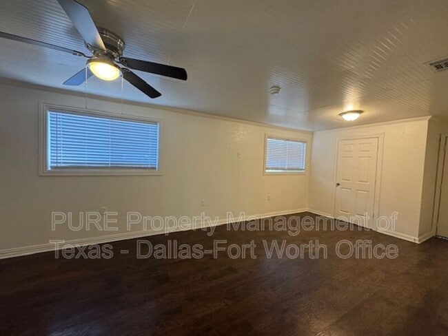 Photo - 1811 Reever St