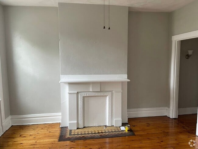 Building Photo - Beautiful, Sparkling New Kitchen - 4 Bedro... Rental